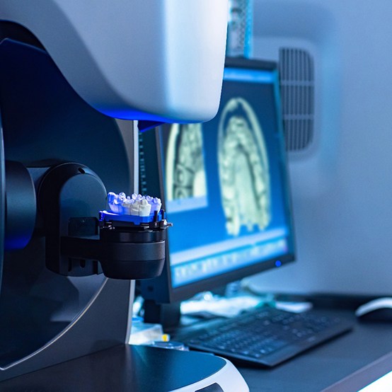 Advanced technology in dental lab